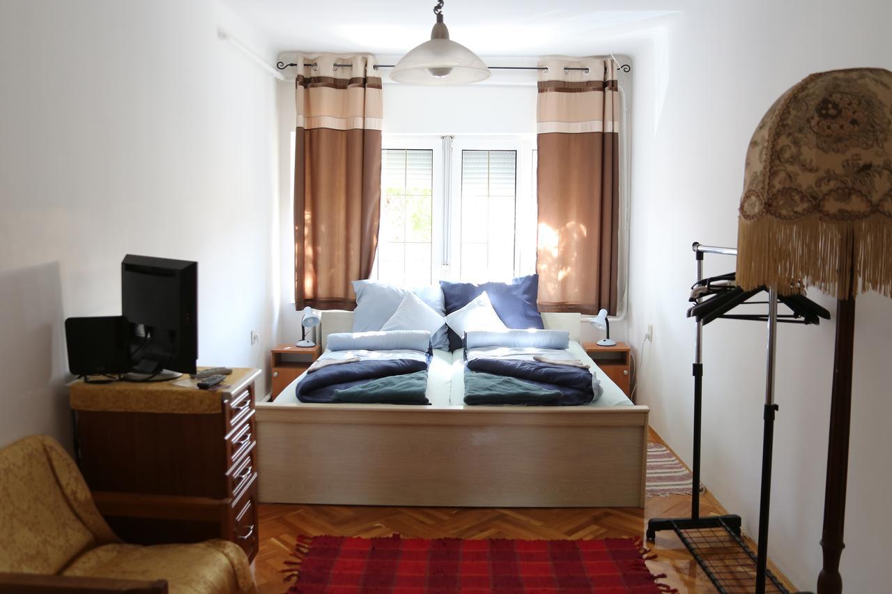 Hiv-Lak Apartman Eger Exterior foto